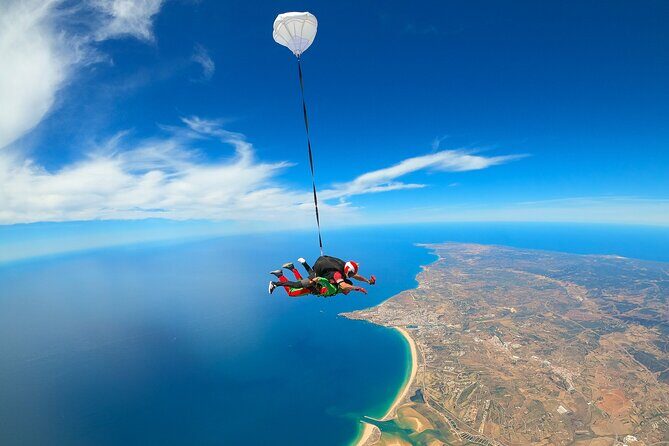Algarve Tandem Skydive 10.000ft - Check-In and the Things You Must Bring
