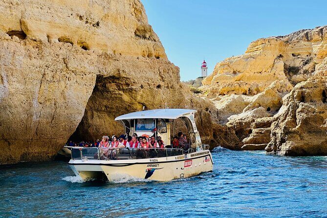 Benagil Cave Boat Tour - Catamarans or Rib - 2 H From Portimão - Meeting Point at Clube Naval De Portimão: How to Avoid Chaos