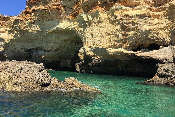 Benagil - Coast Line & Sunset - Algarve Cave Captain - Portimão marina at 6:00 pm: where the cruise starts