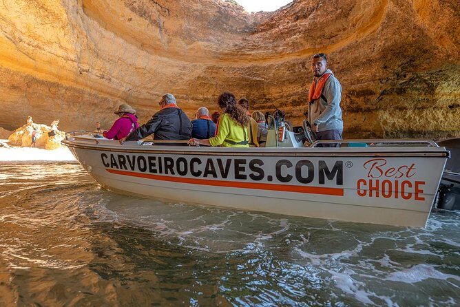 Benagil Long Boat tour (From Carvoeiro to Praia da Marinha) - The skipper and guide effect: how crews like Alex, Antonio, and Daniel shape the ride