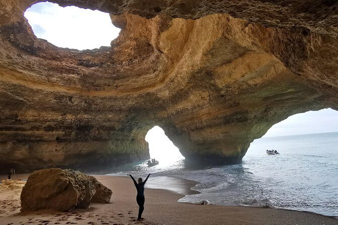 Benagil SUP - Paddle to Benagil’s caves in a small-group format
