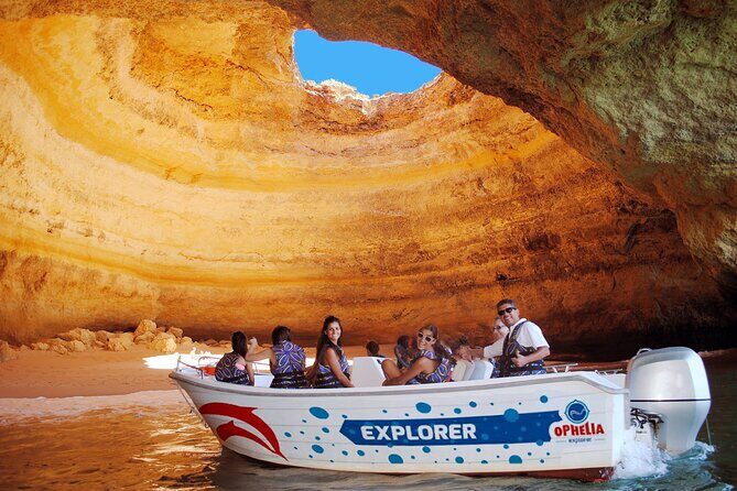 By Land & By Sea - 7 Hanging Valleys Trail + 2 Hours Cruise - Guides and small-group energy: why it feels smoother than DIY