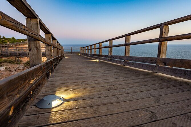Carvoeiro Tour by Land and Sea - Ermida de Nossa Senhora da Encarnação: viewpoint time above the western Algarve