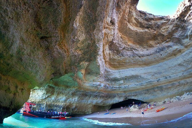 Catamaran Tour to Benagil Caves - Catamaran comfort vs smaller-boat days: what to expect if plans change