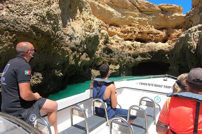 Exclusive Boat Tour to the Benagil Caves - Praia de Nossa Senhora da Rocha: rustic coast with a fishing connection