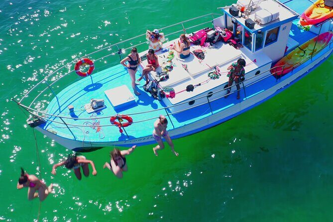 Explore Secret Caves and Beaches of Alvor - Boat & Kayak Tour - Group size, equipment, and weight limits you should know