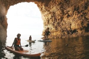 Kayak & Stand Up Paddle in Ferragudo | SELF-GUIDED - Stop-by-Stop: Ferragudo, Igreja de Ferragudo, Praia Grande, Praia da Angrinha