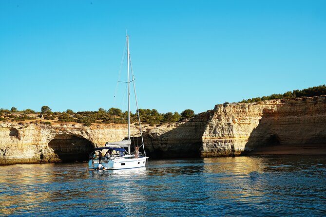 Luxury Sail Yacht Cruise in Algarve - Snacks, drinks, and the do/don’t list that affects your day