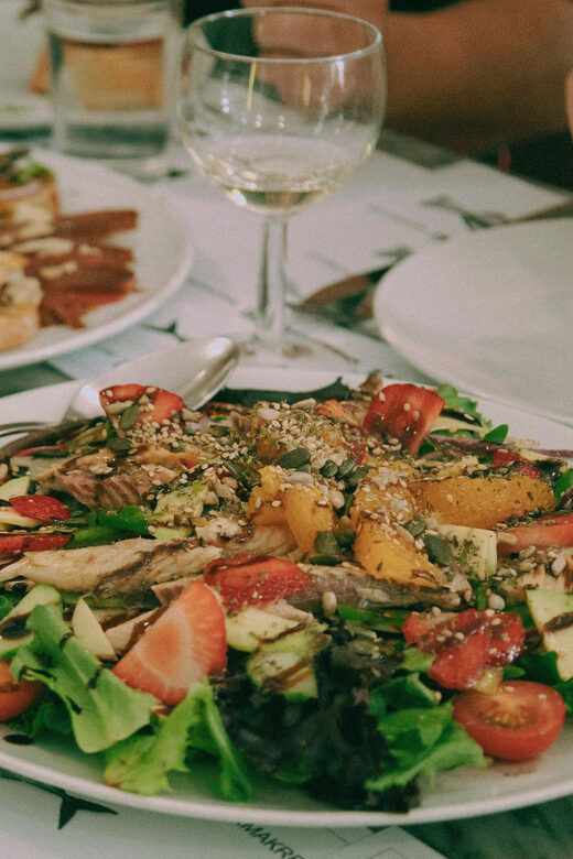 Portimão: Guided Local Food Tour - Food preferences, veg limitations, and how flexible the guide can be