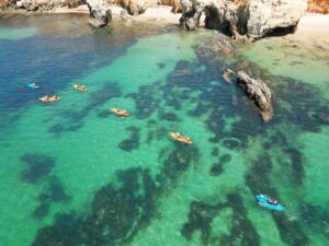 Portimão: Small Group Kayak Cave and Cliff Tour - Meeting at Praia do Vau and Getting On the Water
