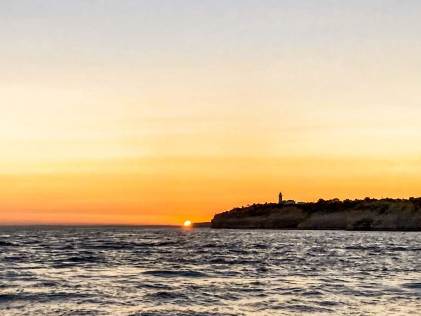 Portimão: Sunset Cruise to Benagil Cave - What to Wear and Bring for Algarve Boat Bouncing