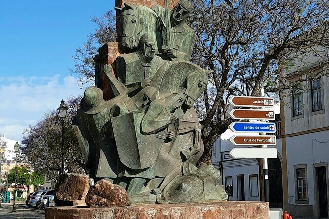 Private Algarve Tour with Typical Lunch, pax min. 2. - Ferragudo’s church and river views: calm village energy