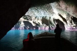 Private Tour - Benagil Caves - Algar de Benagil: What to Expect at the Cave Entrance