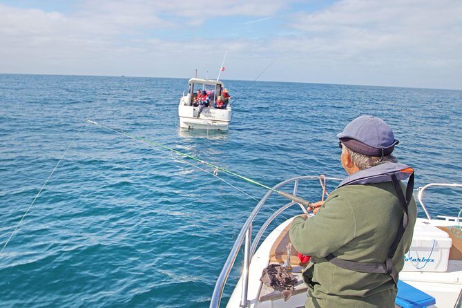 Reef Fishing Experience from Portimao - The 4-hour flow: a real chance to fish, not a rushed demo