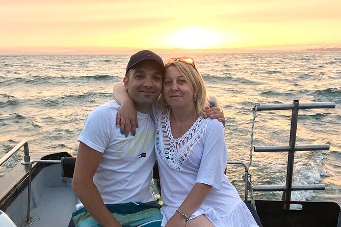 Sunset trip - Captain Viktor and Gabriel: what the crew adds to the ride