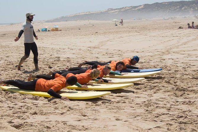 Surf lessons in the Algarve - Weather, sea conditions, and how to protect your plan