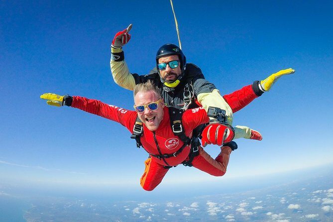 Tandem Skydiving — 30 min from Albufeira - Scheduling, waiting, and weather: the day-of reality check